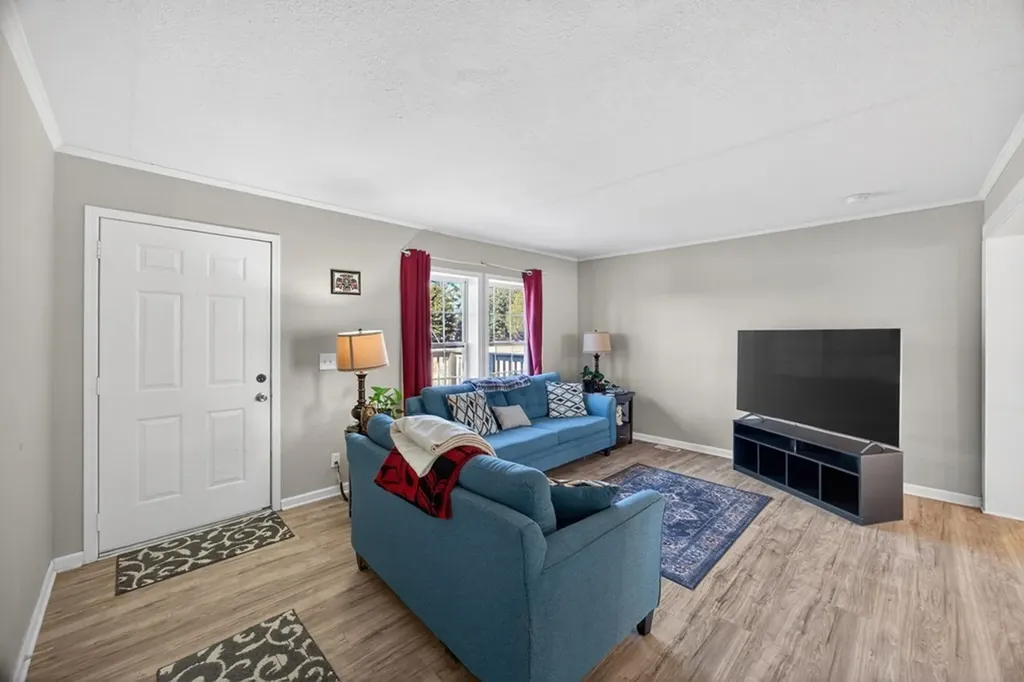 308 Allens Chapel Road Smithville TN 37166