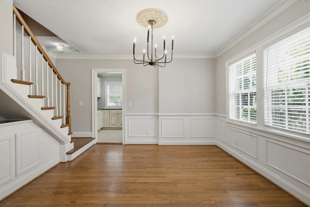 517 Chesterfield Avenue Nashville TN 37212