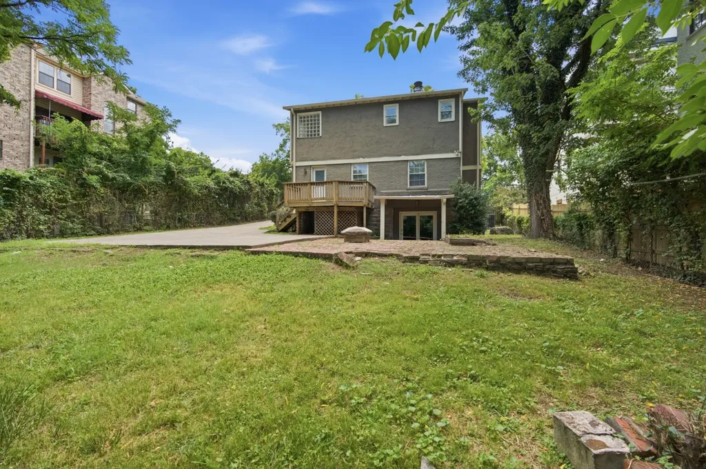 517 Chesterfield Avenue Nashville TN 37212
