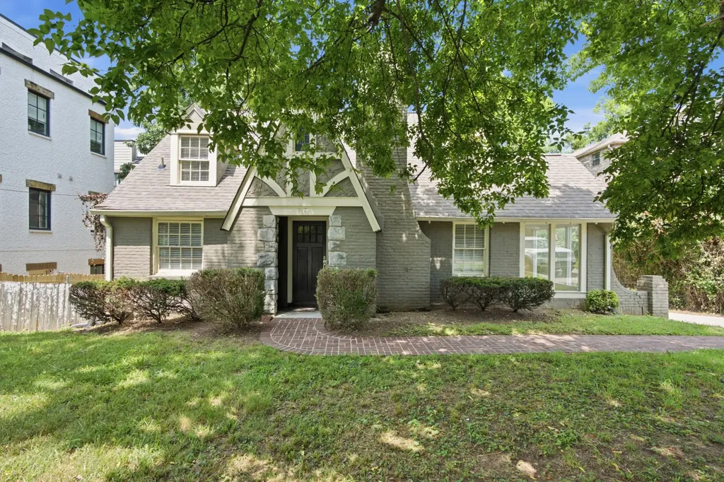 517 Chesterfield Avenue Nashville TN 37212