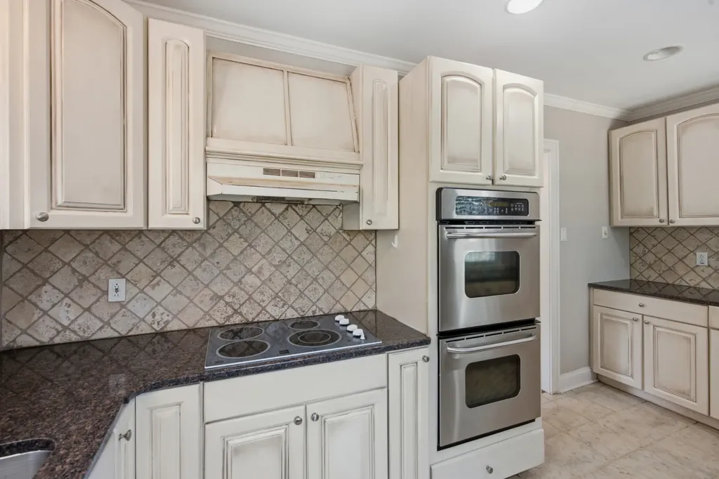 517 Chesterfield Avenue Nashville TN 37212