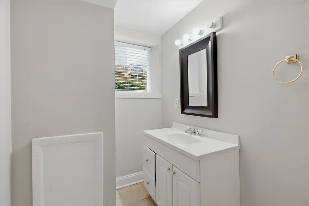 517 Chesterfield Avenue Nashville TN 37212