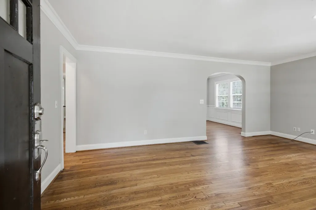 517 Chesterfield Avenue Nashville TN 37212