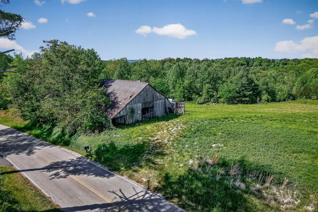 305 Caney Bend Road Doyle TN 38559