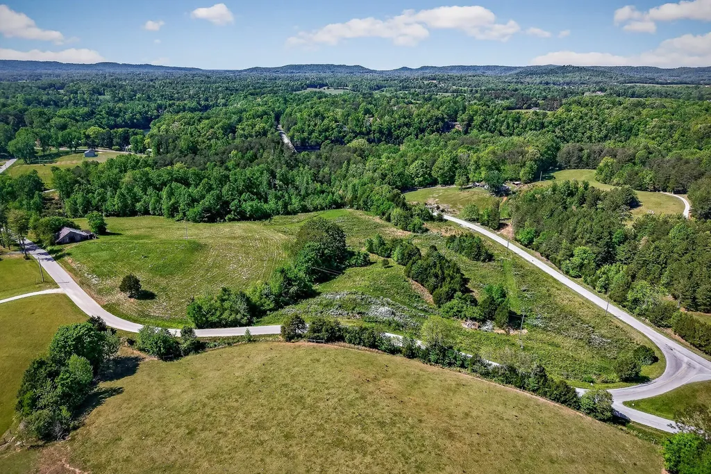 305 Caney Bend Road Doyle TN 38559