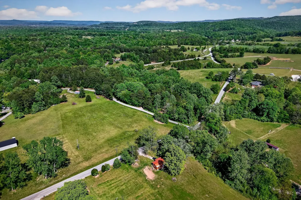 305 Caney Bend Road Doyle TN 38559