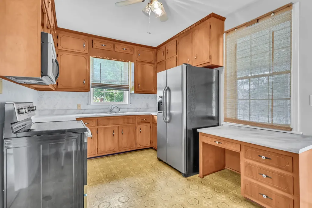 217 E Meadow Circle Clarksville TN 37043