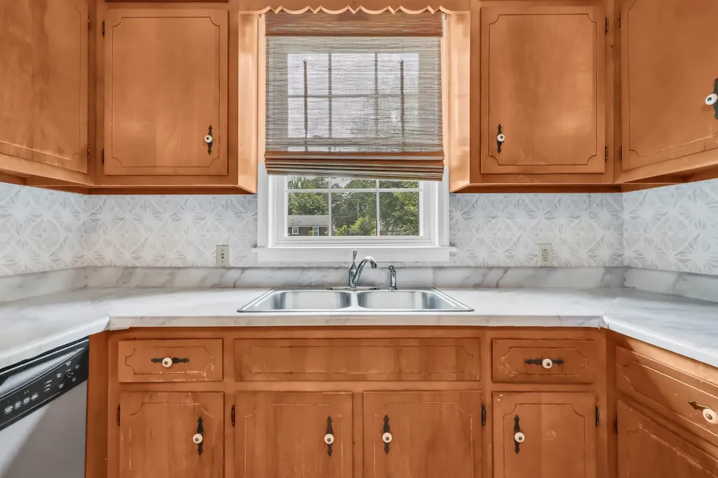 217 E Meadow Circle Clarksville TN 37043