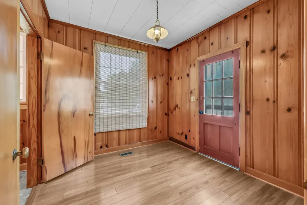 217 E Meadow Circle Clarksville TN 37043