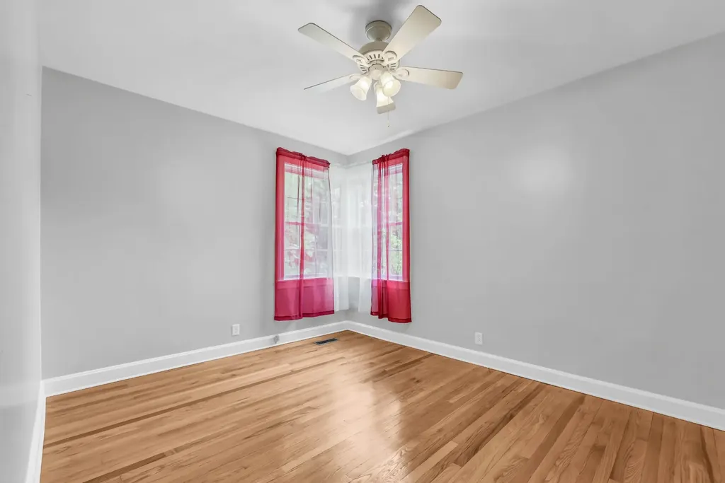 217 E Meadow Circle Clarksville TN 37043
