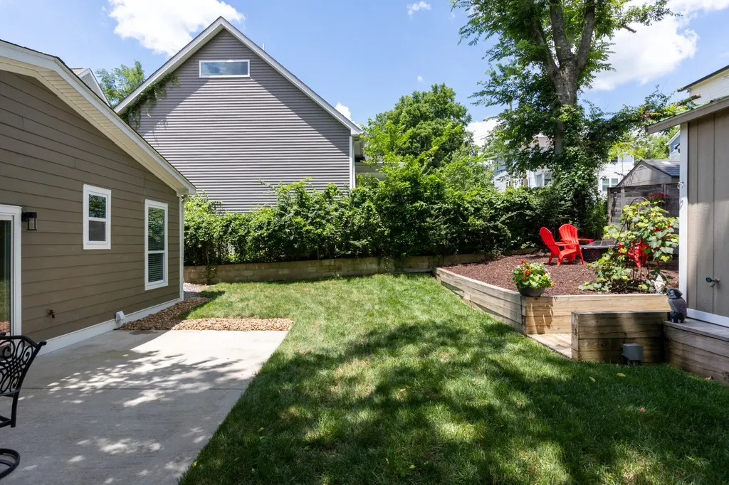 1003 Thomas Avenue Nashville TN 37216