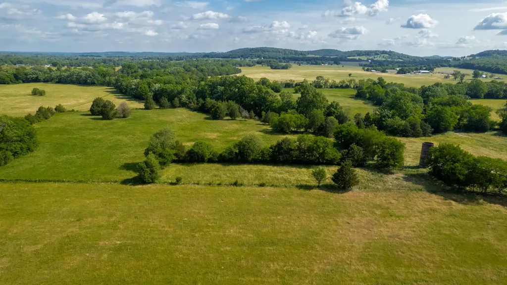 2393 Trousdale Ferry Pike Lebanon TN 37087