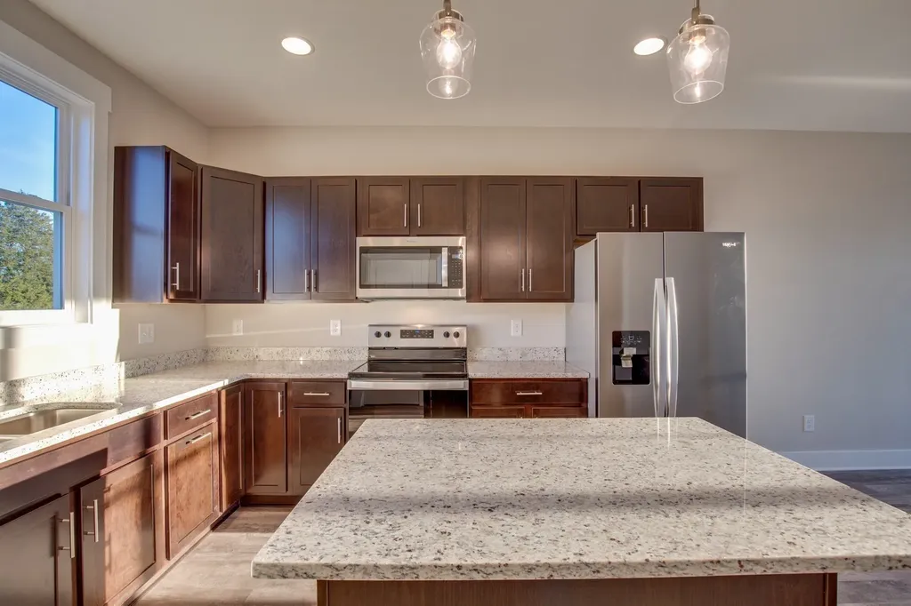 406 Harper Landing Chapel Hill TN 37034