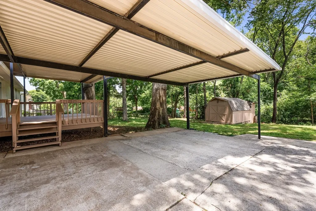 3614 Floral Drive Nashville TN 37211