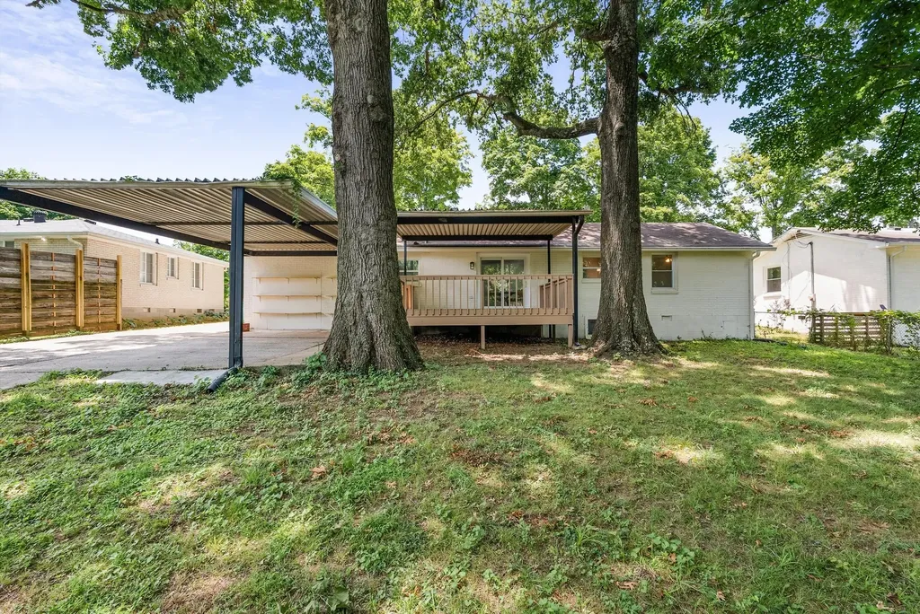 3614 Floral Drive Nashville TN 37211