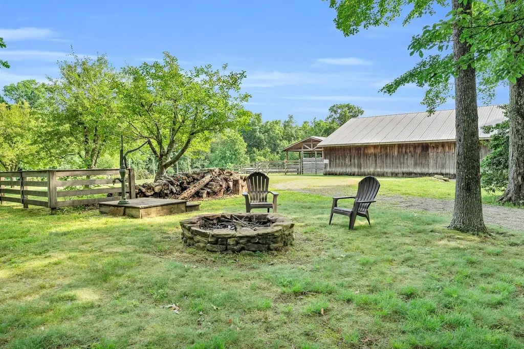 2570 Martha Washington Road Clarkrange TN 38553