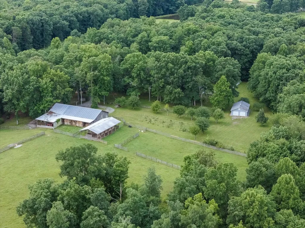 2570 Martha Washington Road Clarkrange TN 38553