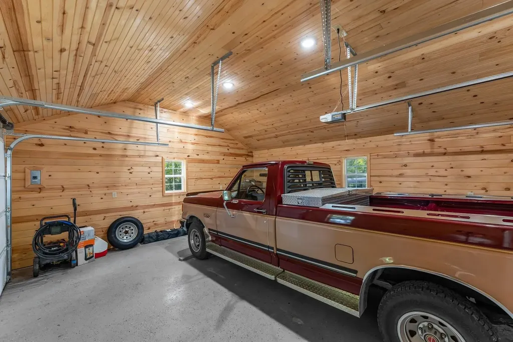 2570 Martha Washington Road Clarkrange TN 38553