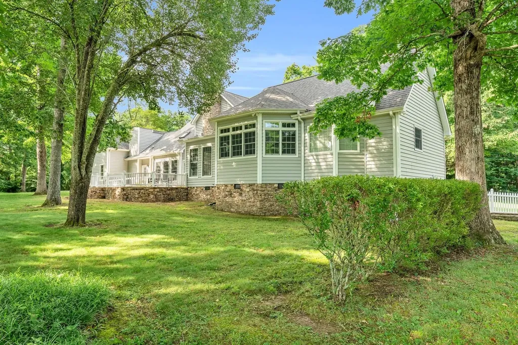 2570 Martha Washington Road Clarkrange TN 38553