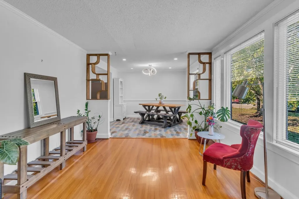 2205 Crestline Drive Nashville TN 37214