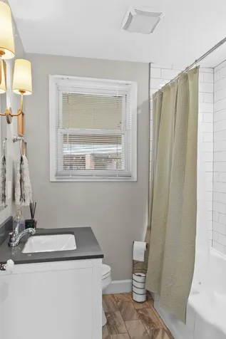 2205 Crestline Drive Nashville TN 37214