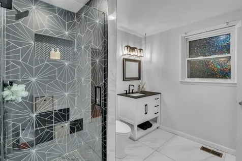 2205 Crestline Drive Nashville TN 37214