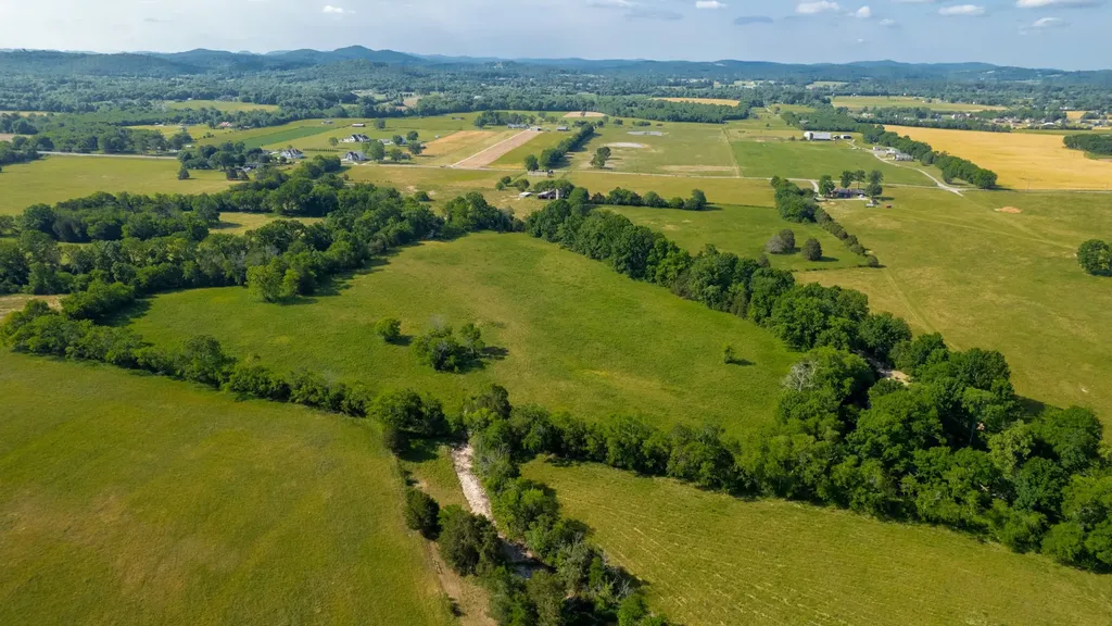 2161 Trousdale Ferry Pike Lebanon TN 37087
