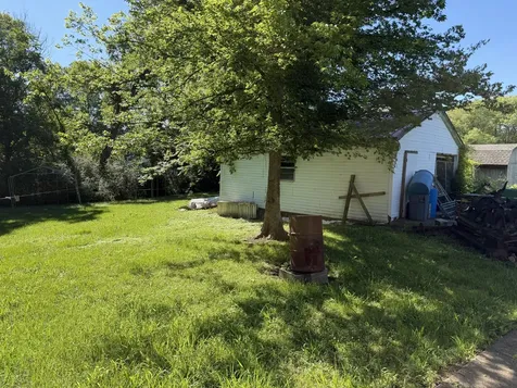 115 Cherry Street Camden TN 38320
