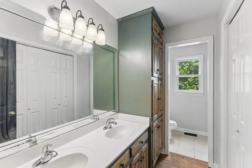240 Crestview Drive Lewisburg TN 37091