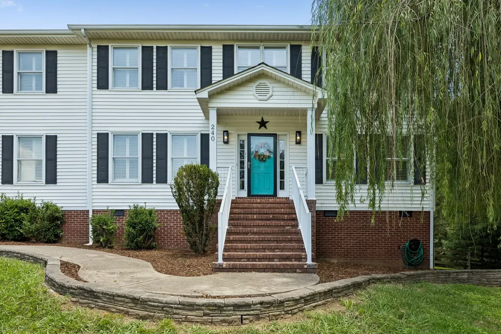 240 Crestview Drive Lewisburg TN 37091