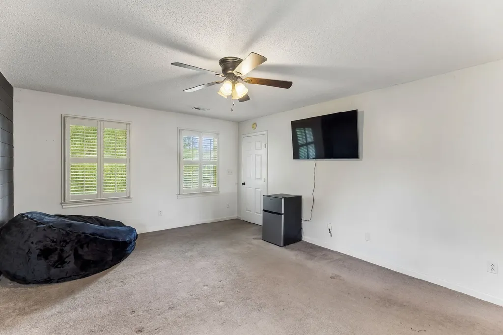 240 Crestview Drive Lewisburg TN 37091