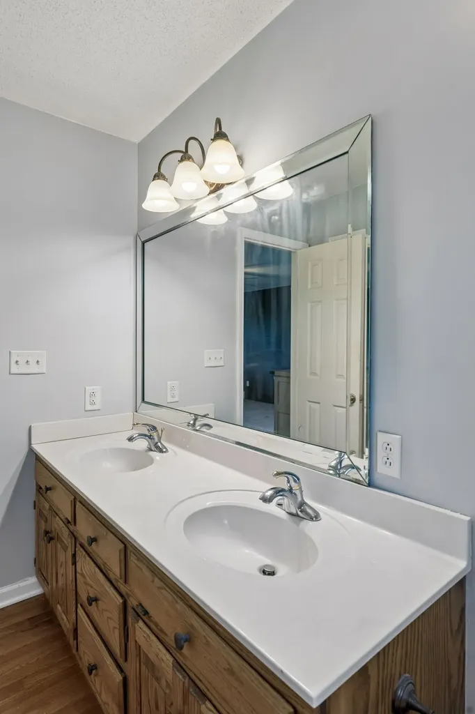 240 Crestview Drive Lewisburg TN 37091
