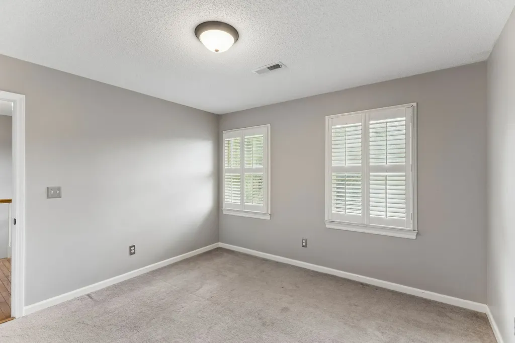 240 Crestview Drive Lewisburg TN 37091