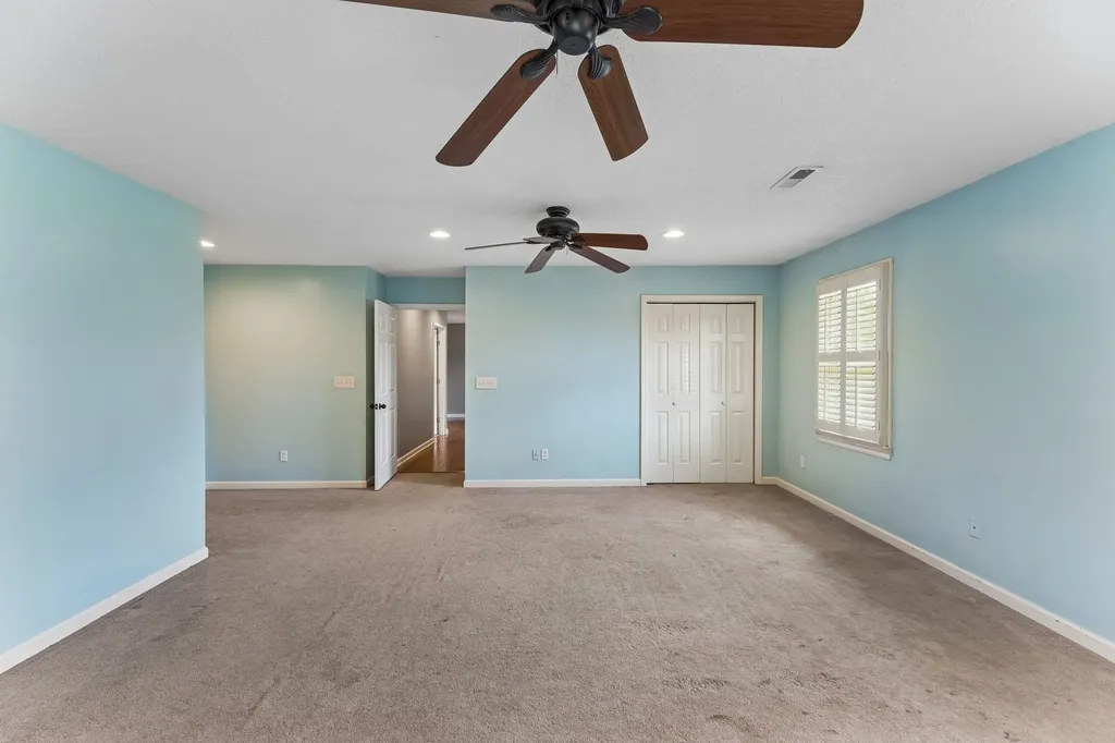 240 Crestview Drive Lewisburg TN 37091