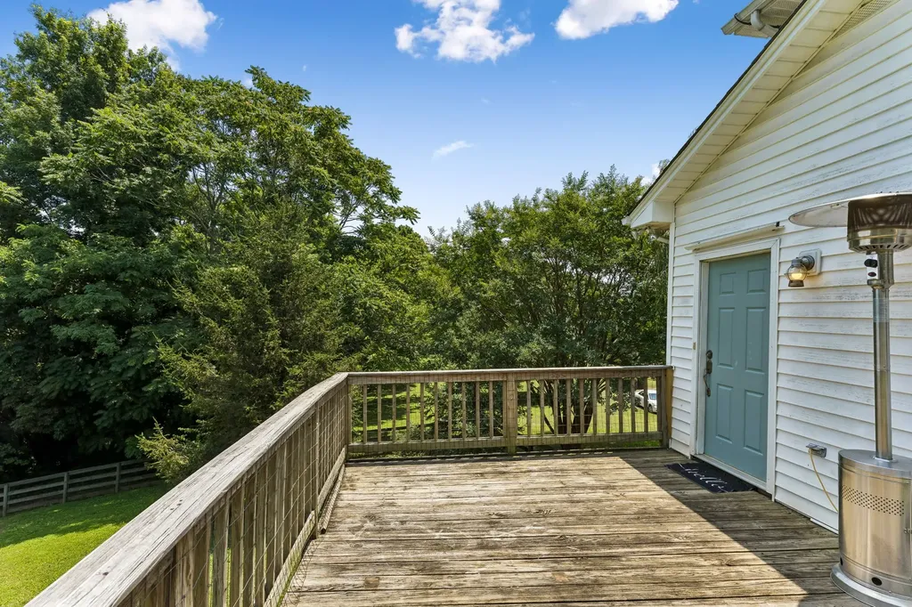 240 Crestview Drive Lewisburg TN 37091