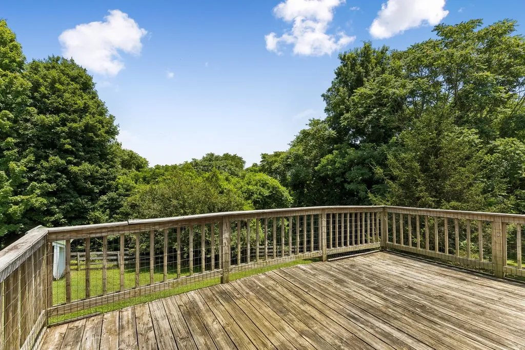 240 Crestview Drive Lewisburg TN 37091