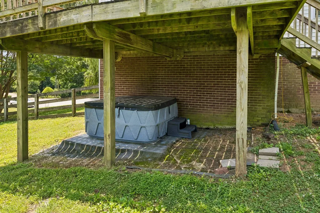 240 Crestview Drive Lewisburg TN 37091
