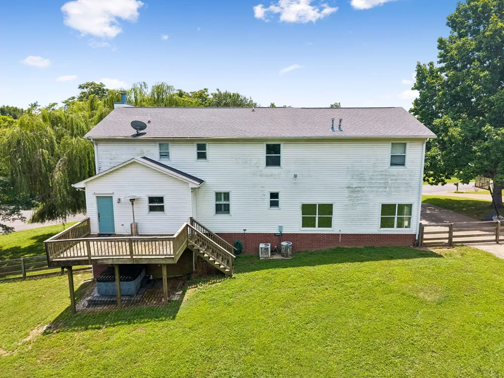 240 Crestview Drive Lewisburg TN 37091