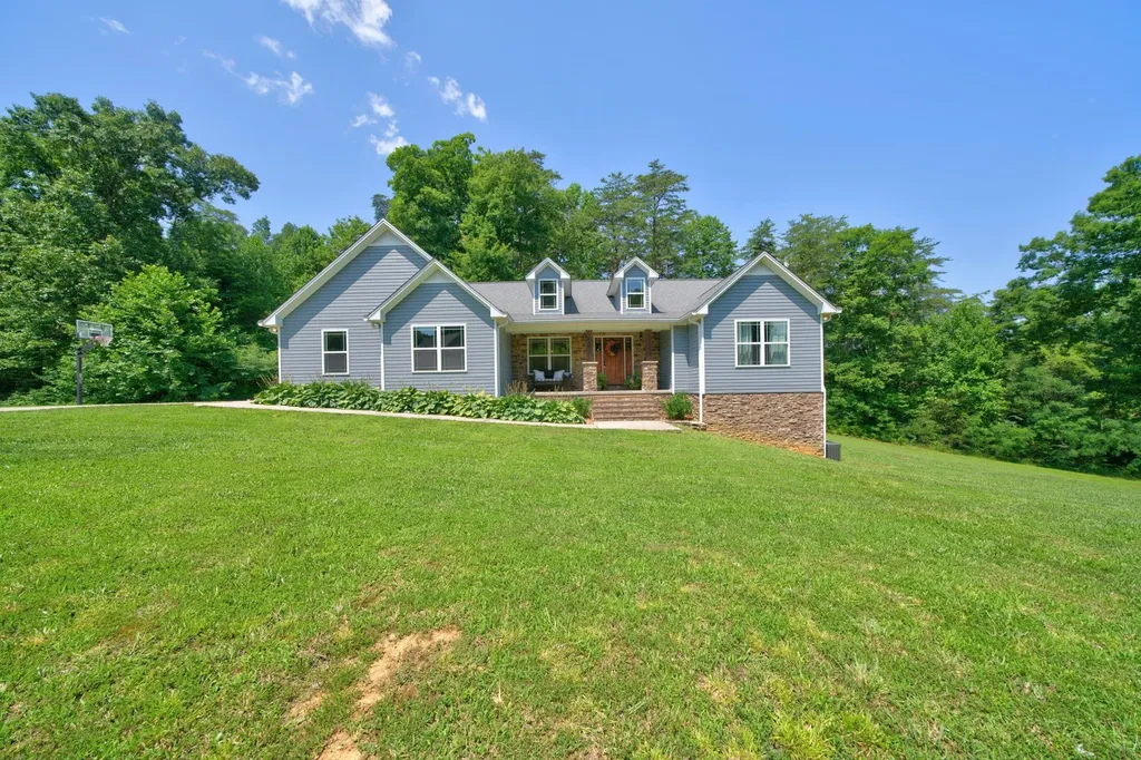 126 Christie Circle Cookeville TN 38501