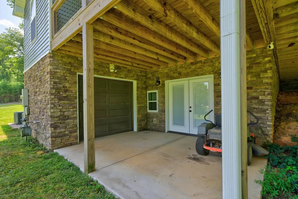 126 Christie Circle Cookeville TN 38501