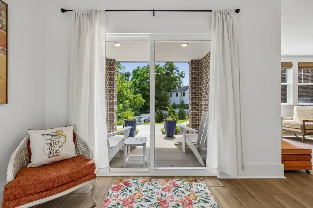110 Honeywine Street Nashville TN 37206