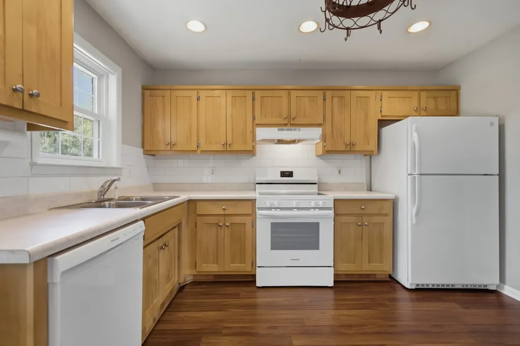 126 Middleton Court Tullahoma TN 37388