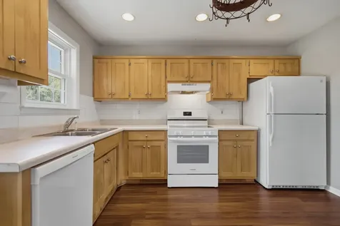 126 Middleton Court Tullahoma TN 37388