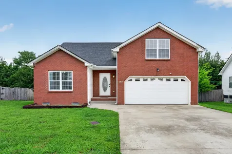 1913 Patton Road Clarksville TN 37042