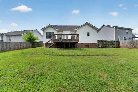 1913 Patton Road Clarksville TN 37042