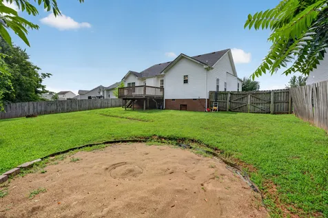 1913 Patton Road Clarksville TN 37042