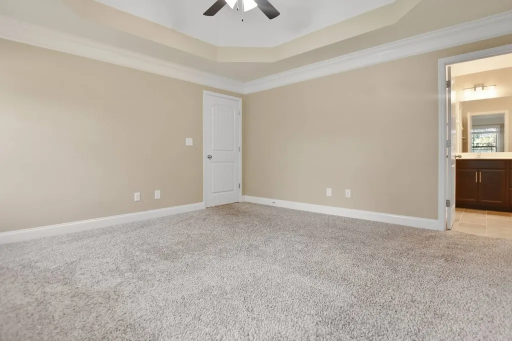 512 Sourwood Drive Clarksville TN 37042