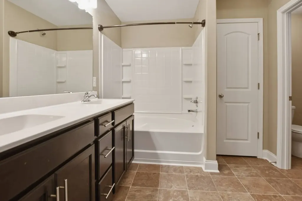 512 Sourwood Drive Clarksville TN 37042