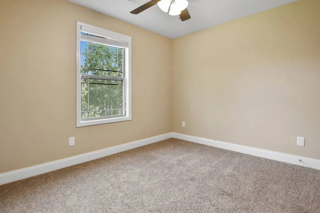 512 Sourwood Drive Clarksville TN 37042