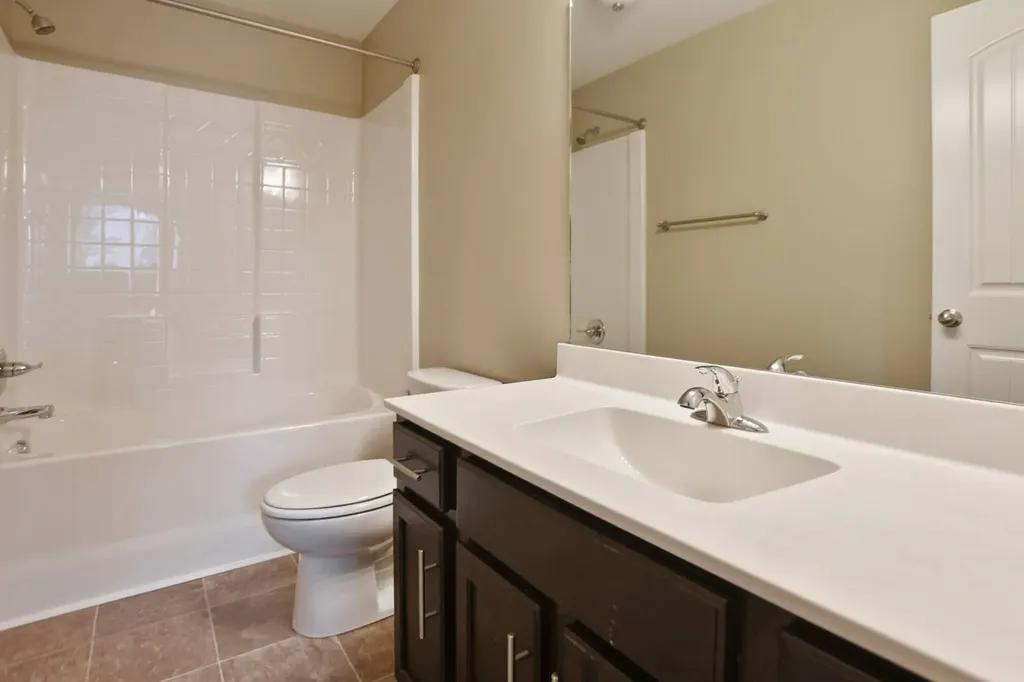 512 Sourwood Drive Clarksville TN 37042
